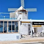 Cabo Cervera Primera Linea De Lujo Апартаменты *