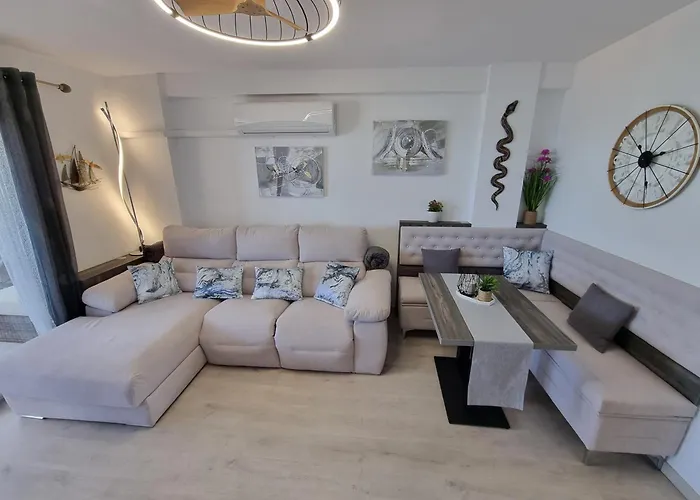 Cabo Cervera Primera Linea De Lujo *